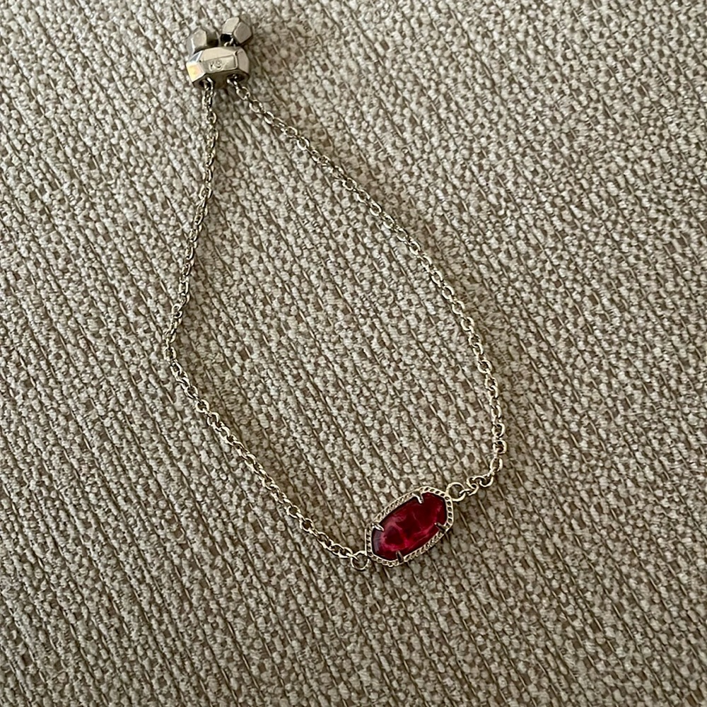 Elaina Gold Adjustable Chain Bracelet in Berry Glass